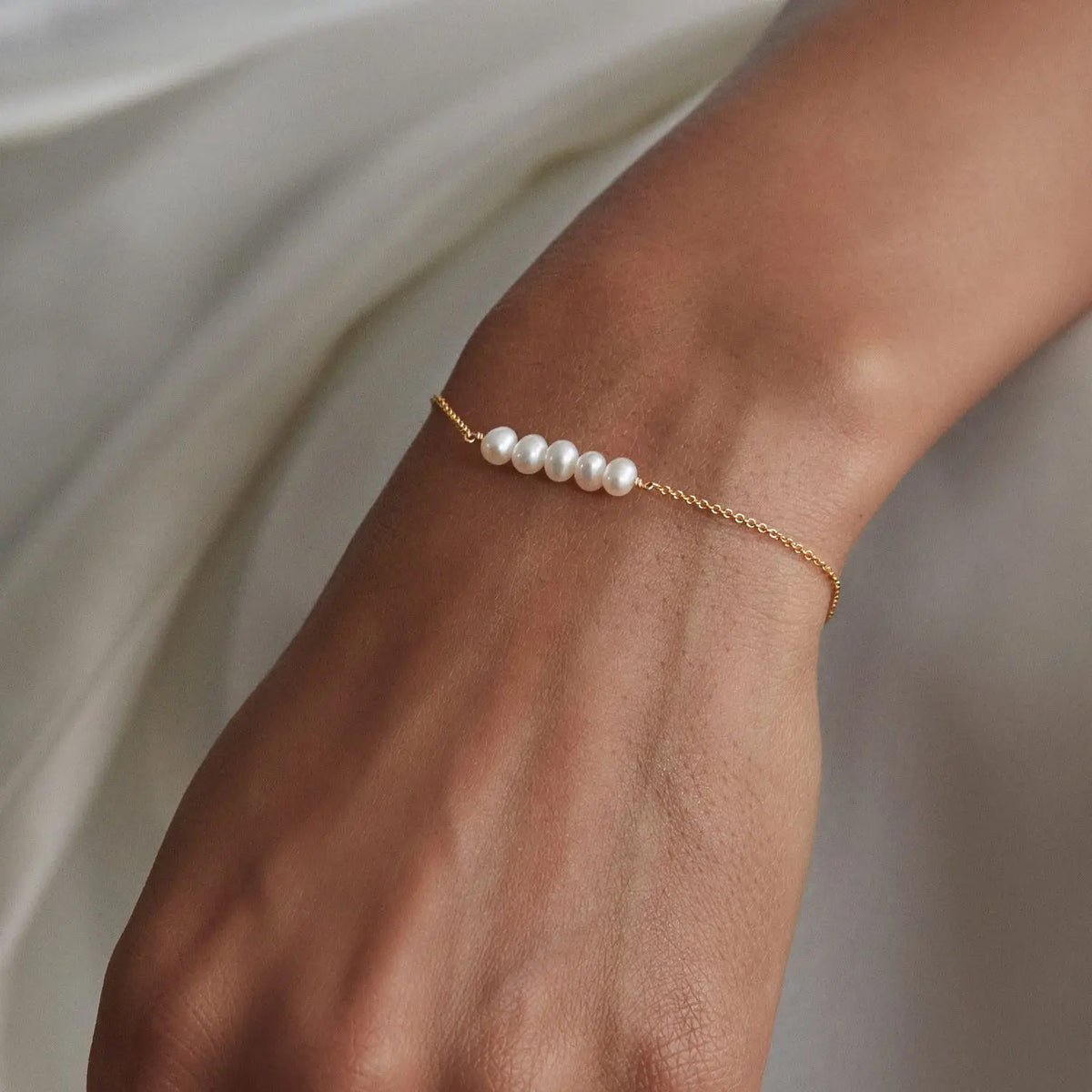 Pearl Chain Bracelet